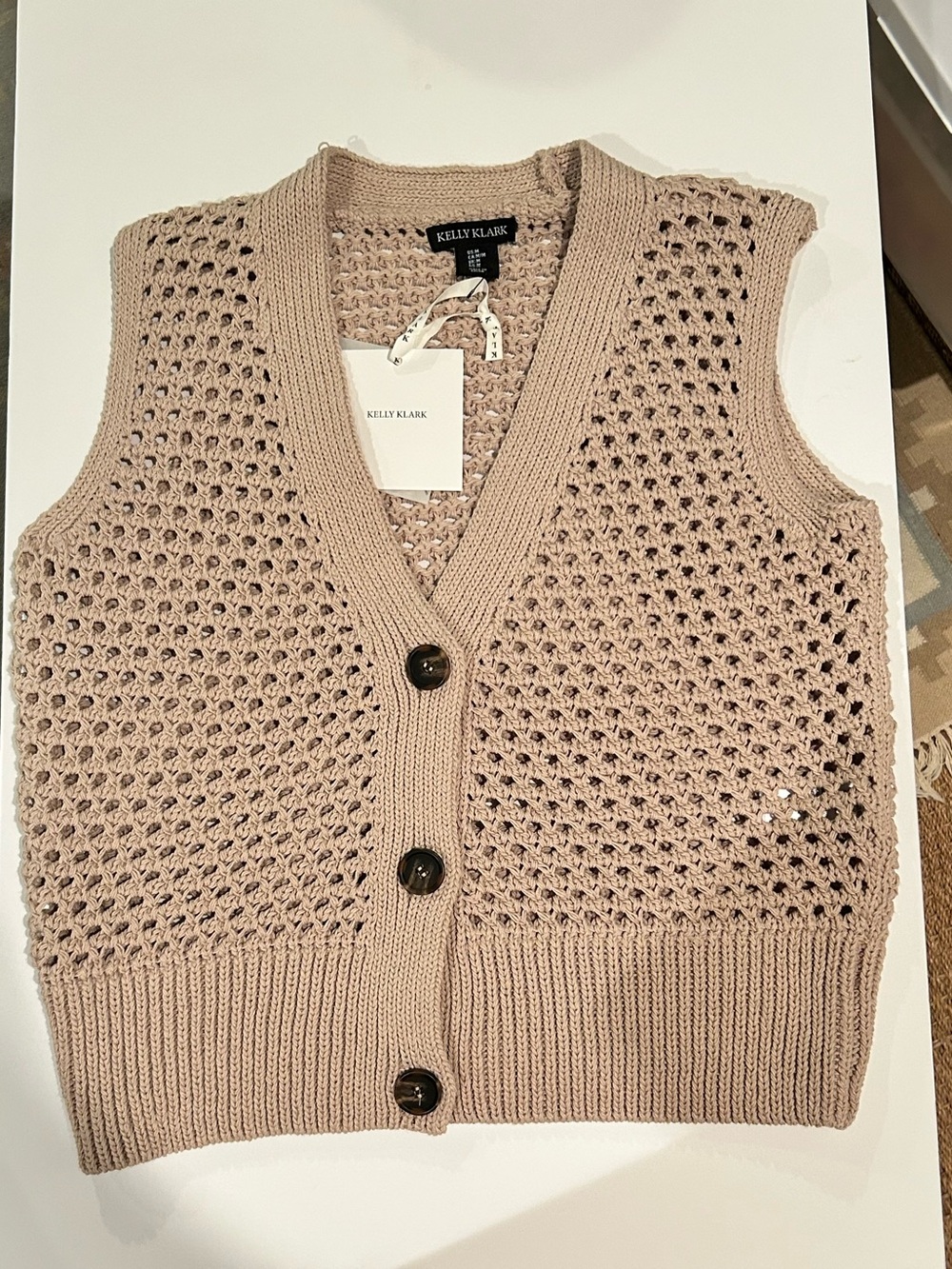 KELLY KLARK Beige Crochet Knit Button-Front Vest NWT Sz M NWT